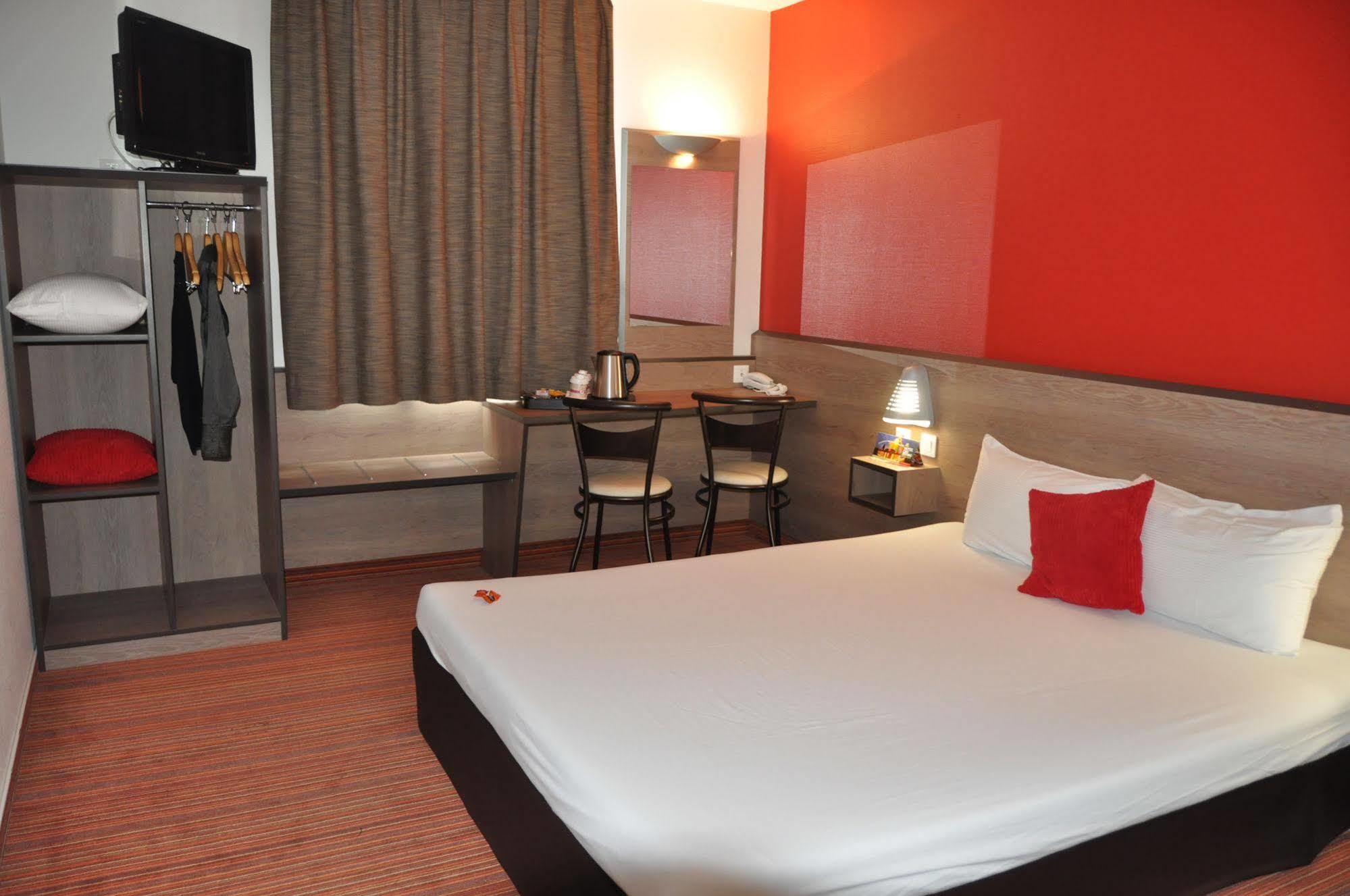 Hotel Clermont Estaing Ngoại thất bức ảnh