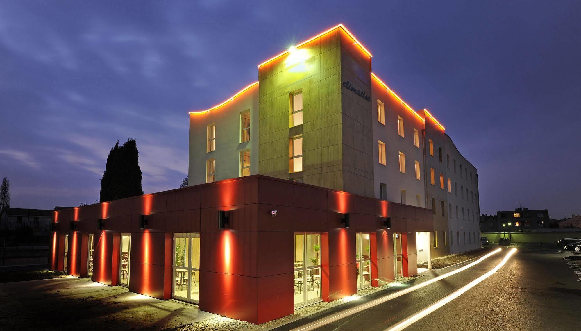 Hotel Clermont Estaing Ngoại thất bức ảnh